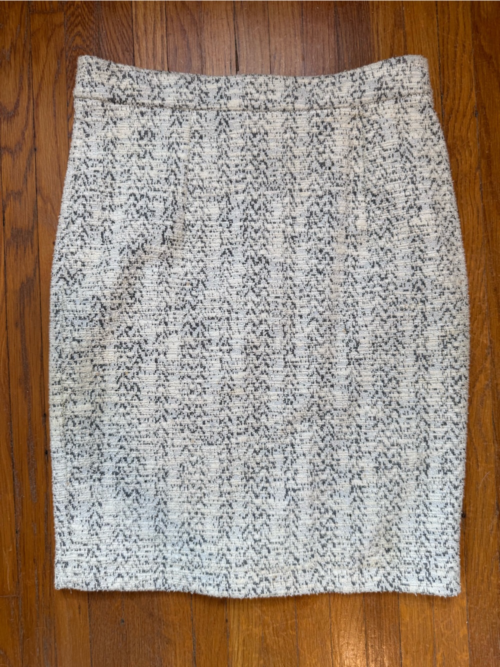 Banana Republic Cream and Black Tweed Pencil Skirt